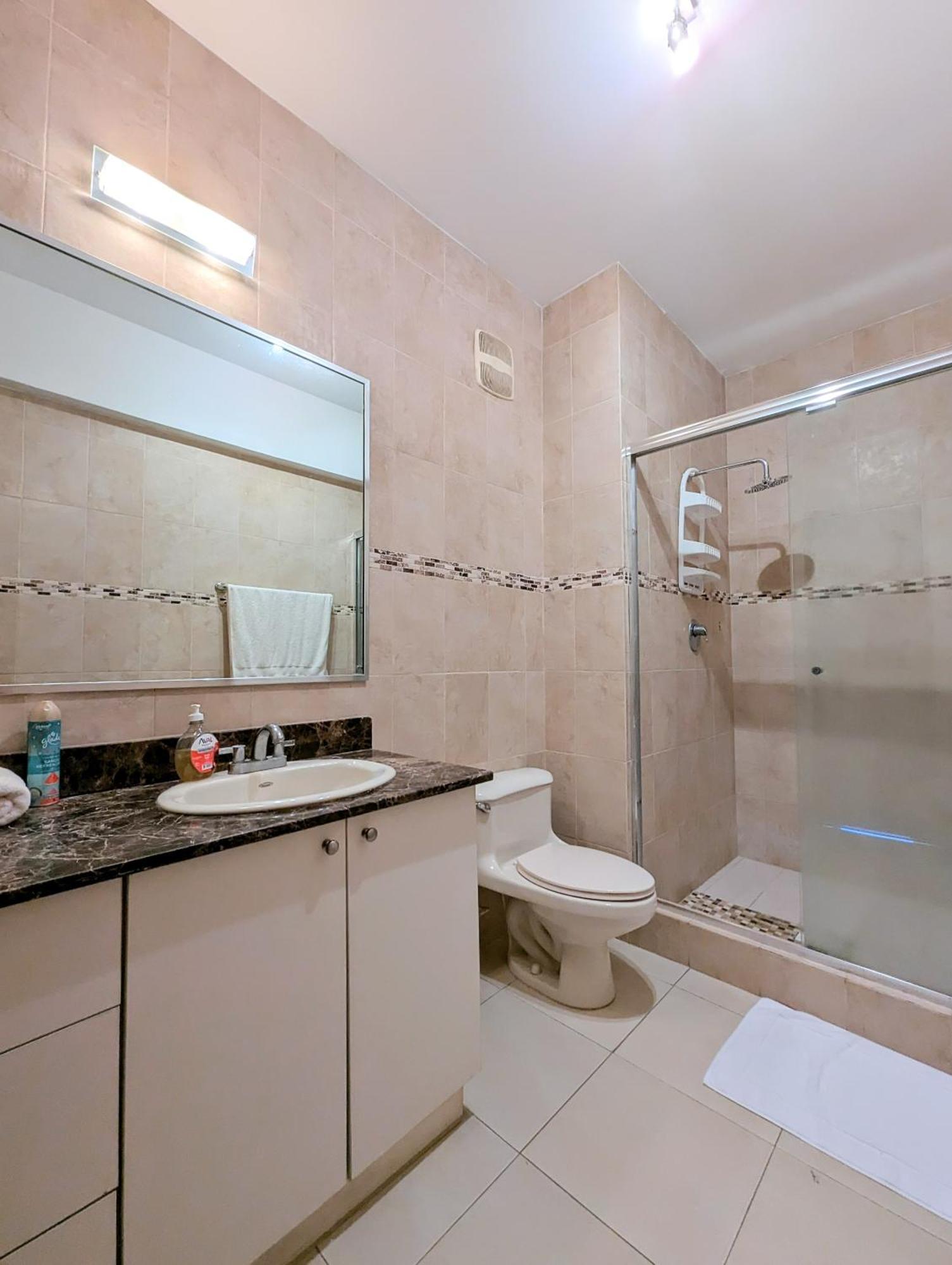פנמה סיטי Yc 3602 L Apartamento 2Br En Av Balboa מראה חיצוני תמונה